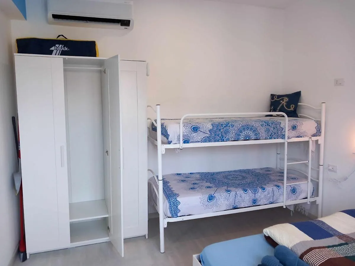 Apartamento Ancora Vicino Al Mare Bludipietraligure Pietra Ligure 0*,  Italia