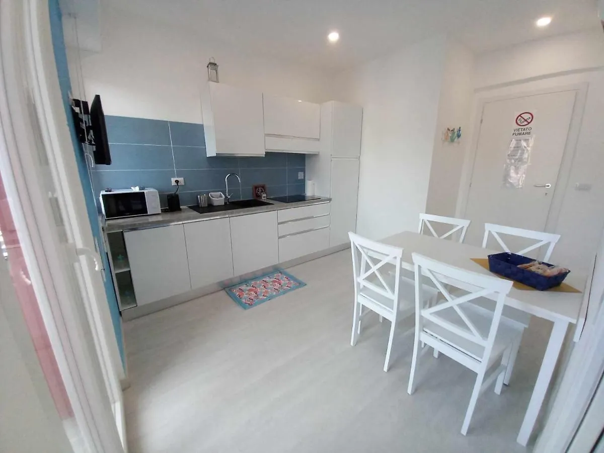 Apartamento Ancora Vicino Al Mare Bludipietraligure Pietra Ligure Italia